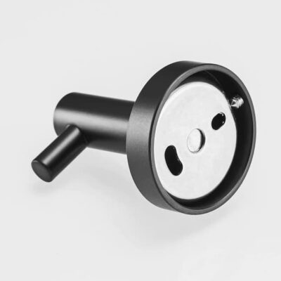 Ophanghaak van staal voor het ophangen van theedoeken in de keuken