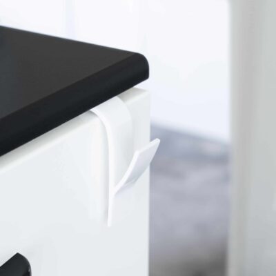 Wit klein handdoekhaakje