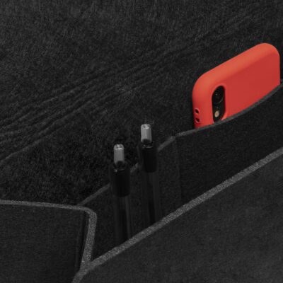 Vilten opbergzak in het zwart