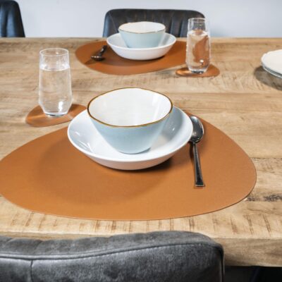 chique onderlegger voor borden en glazen van PU leer