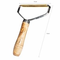 Pluis verwijderaar met houten handvat
