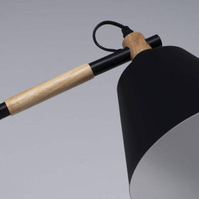 Zwart met houten verlichting staand