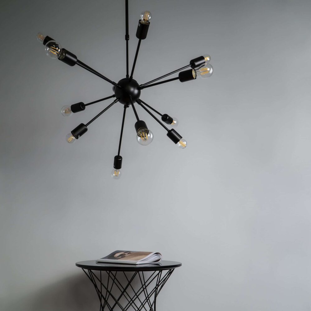 Opvallende hanglamp met 18 fittingen