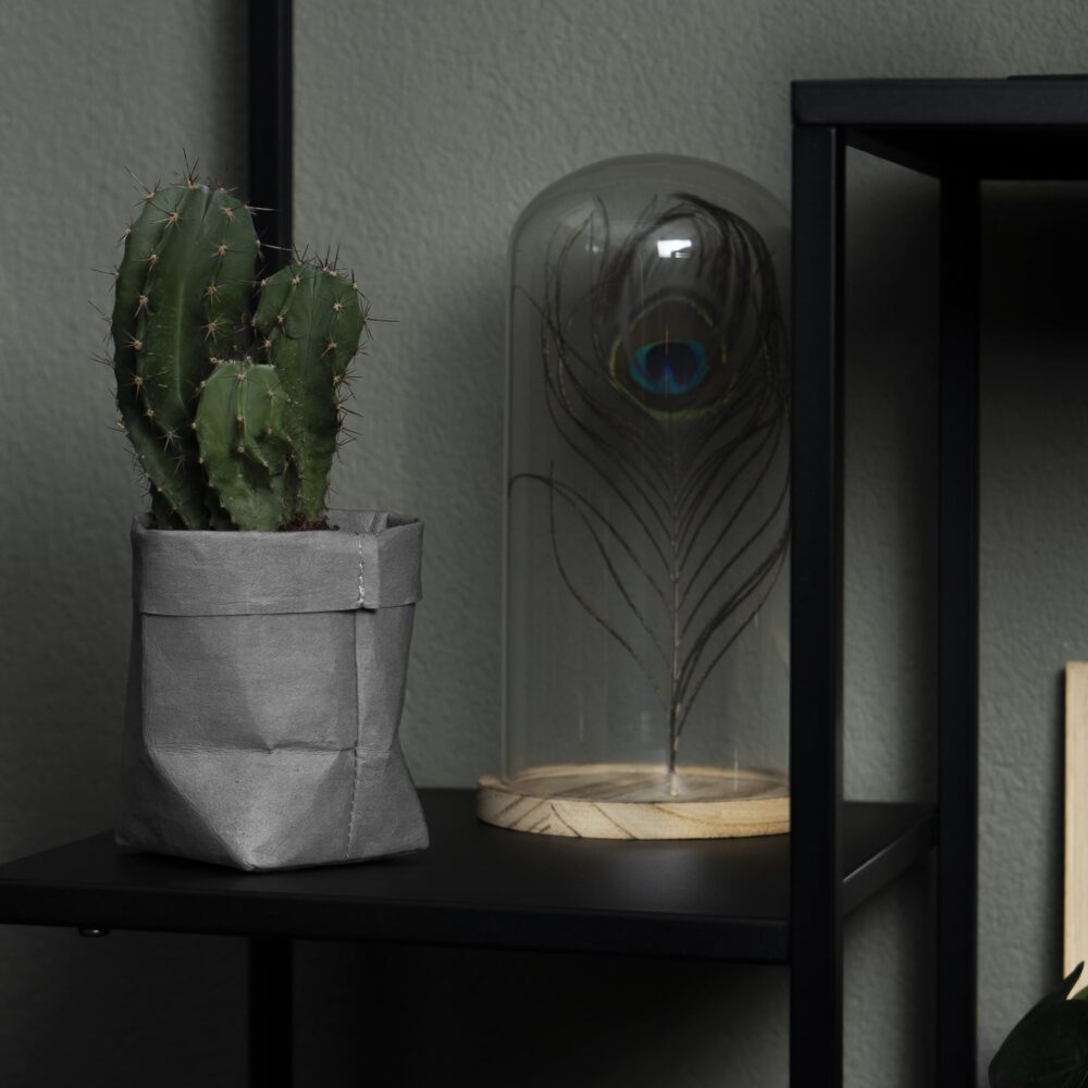 plantenzak grijs van kraftpapier