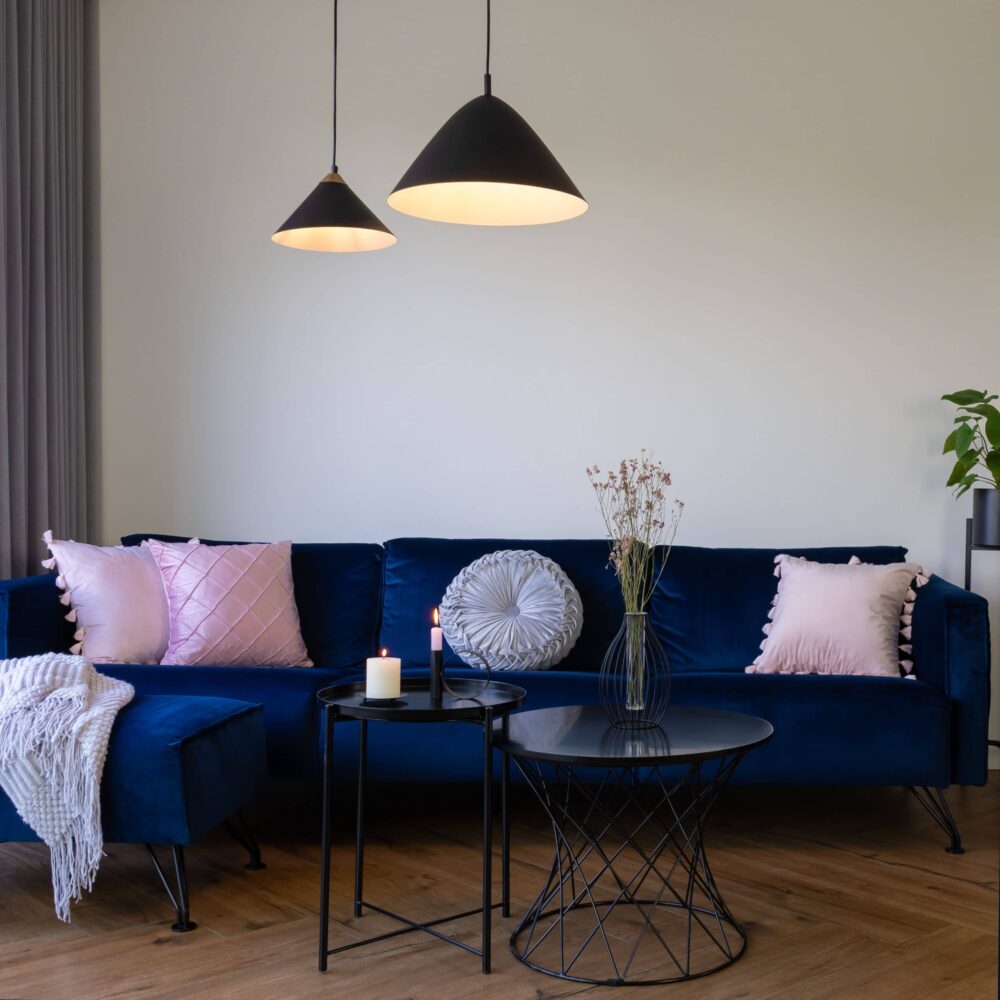 Hoed vormige lampen in de woonkamer