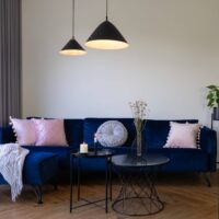 Hoed vormige lampen in de woonkamer