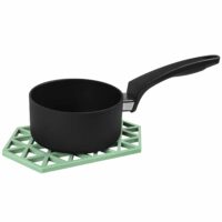 Groene onderzetter voor hete pannen van siliconen