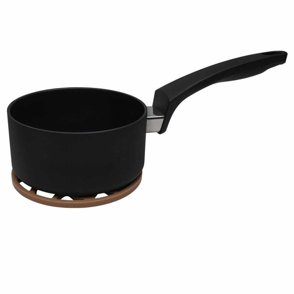 Siliconen pannenonderzetter met schubben patroon in het bruin