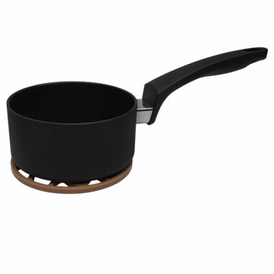 Siliconen pannenonderzetter met schubben patroon in het bruin