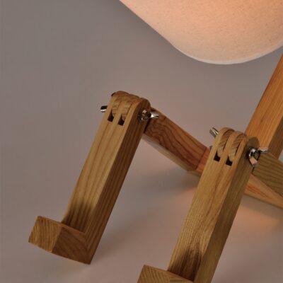 Nachtkast lampje met leg stuk voor mobiel