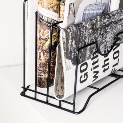 Stalen tijdschriftenrek