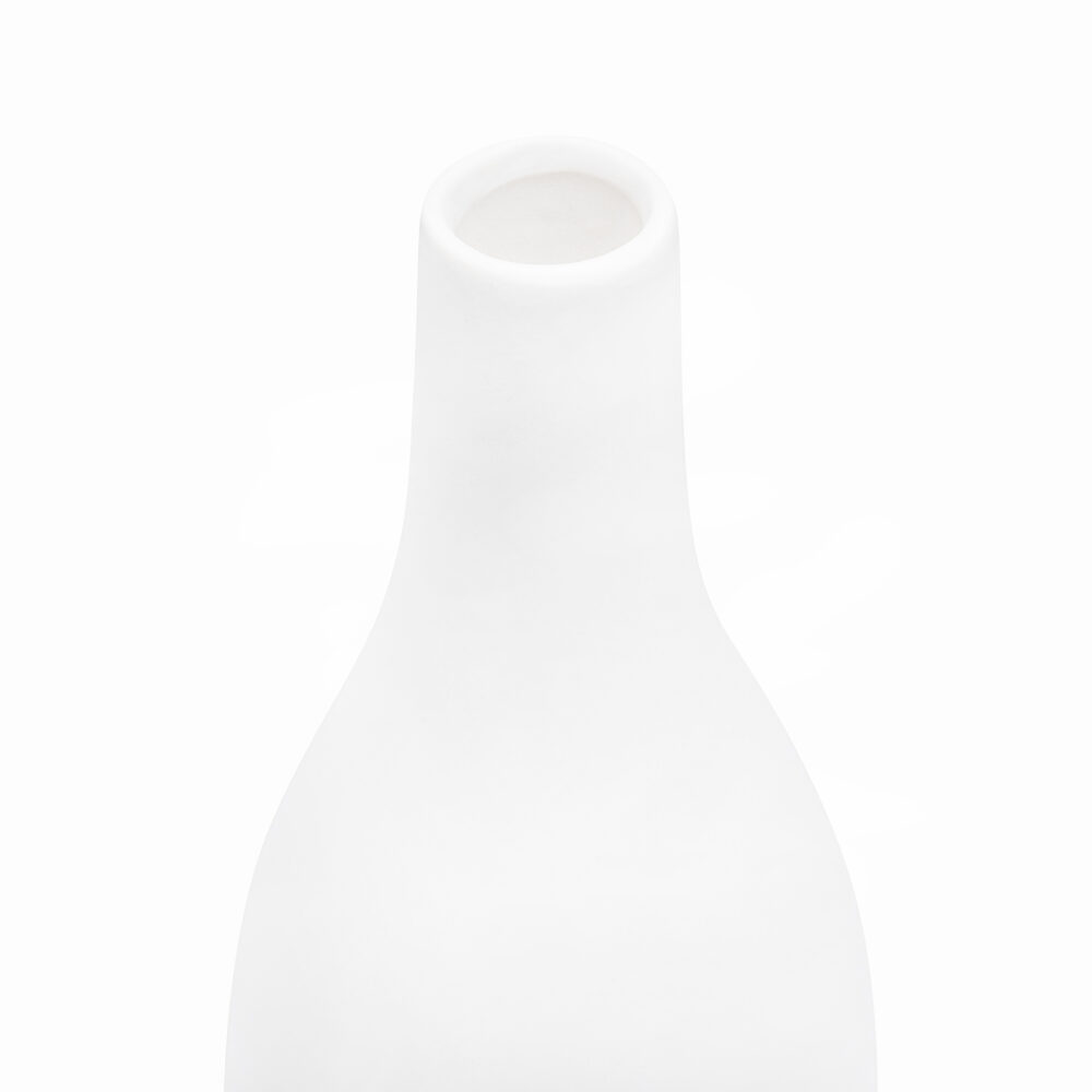 Decoratieve vaas met smalle hals