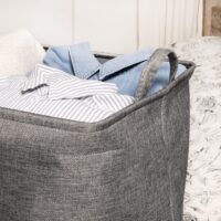 Grijze wasmand met handvaten