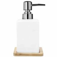 houten plankje onder de zeepdispenser